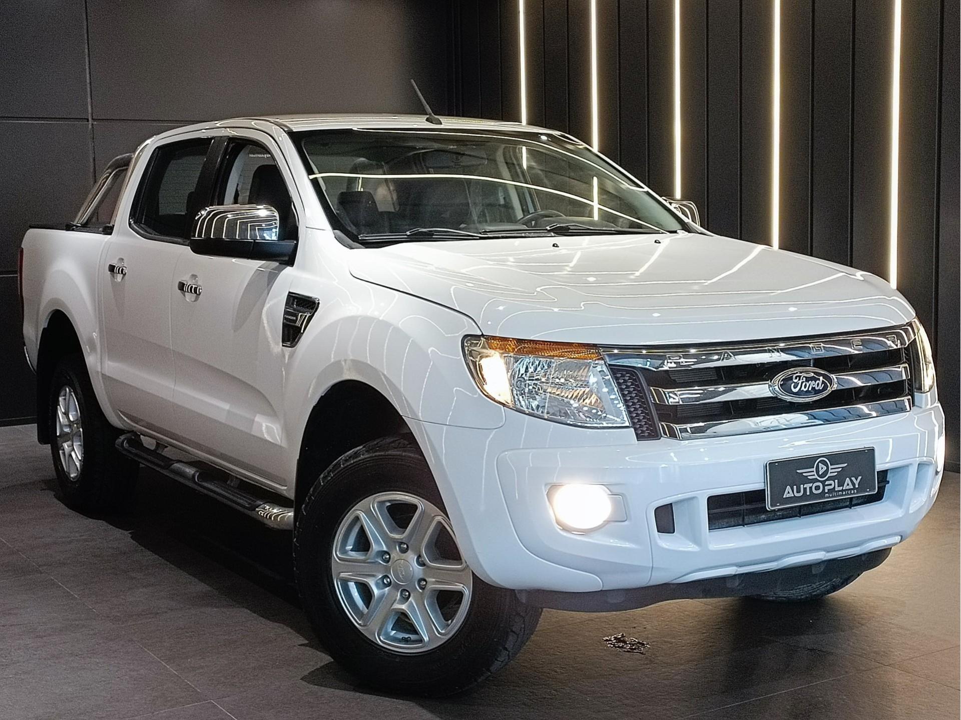 Ford Ranger XLT 2.5 16V 4x2 CD Flex 2014